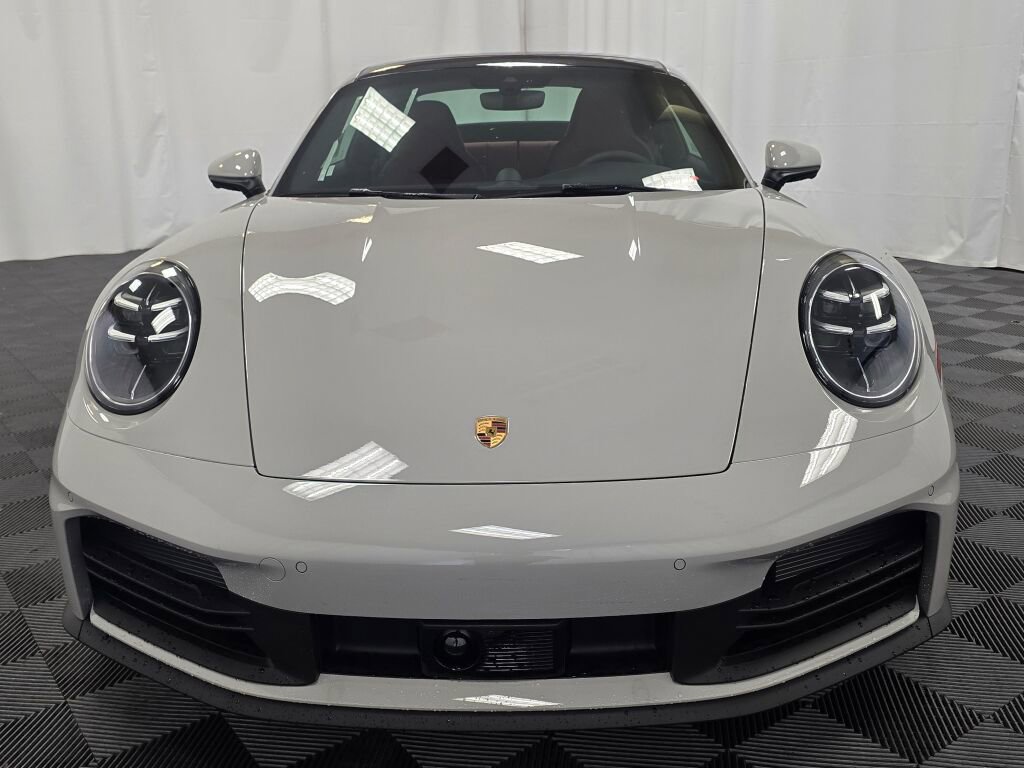 New 2026 Porsche 911 Carrera image 10
