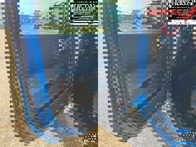 Used 2021 Jeep Gladiator Rubicon image 10