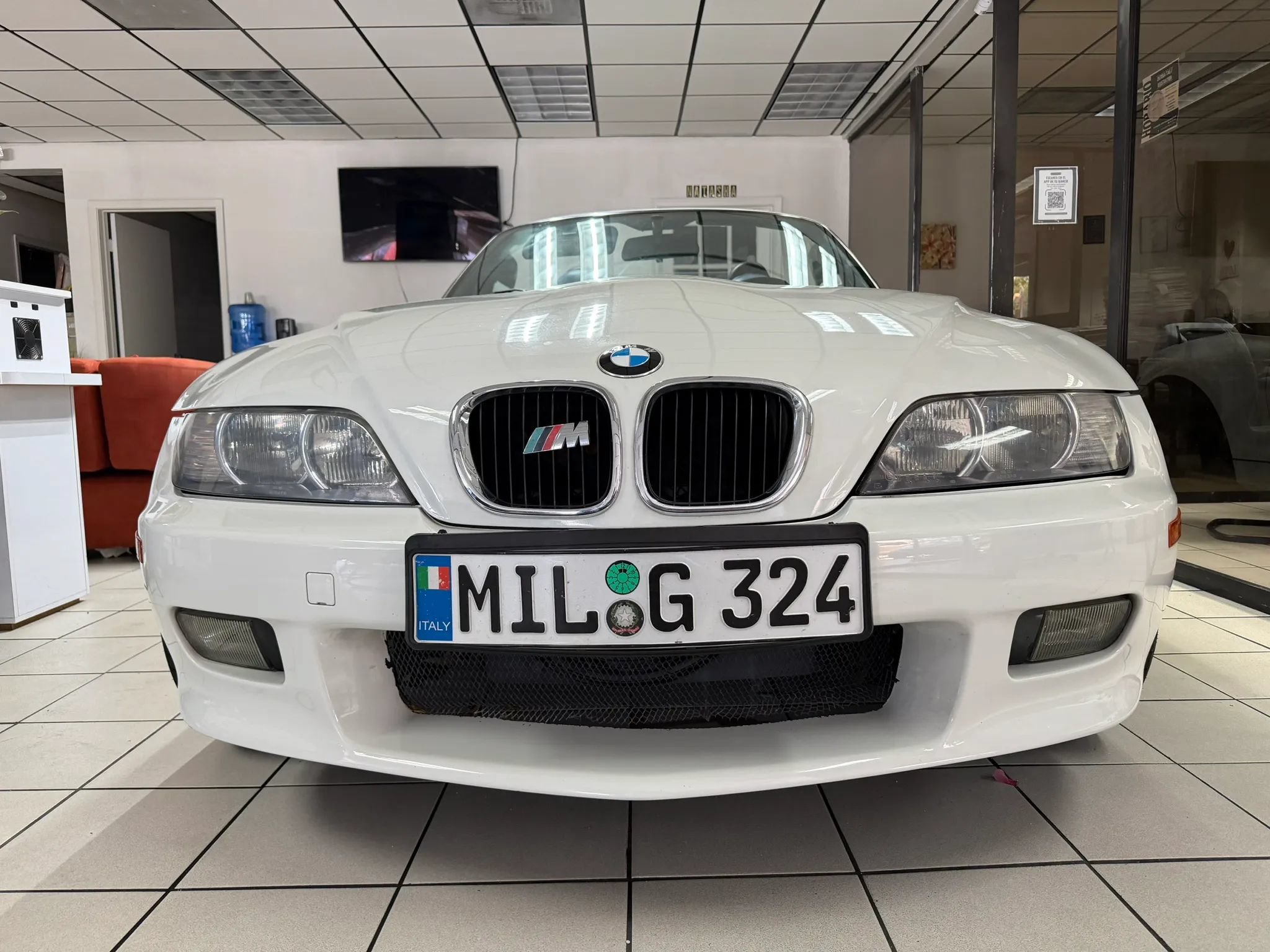 Used 2000 BMW M Roadster RWD image 2