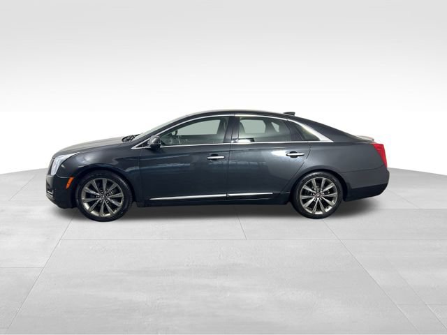 Used 2015 Cadillac XTS image 3