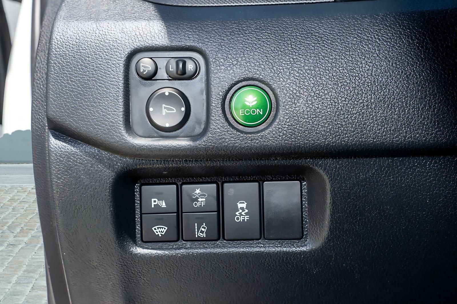 Certified 2023 Honda Passport TrailSport image 32