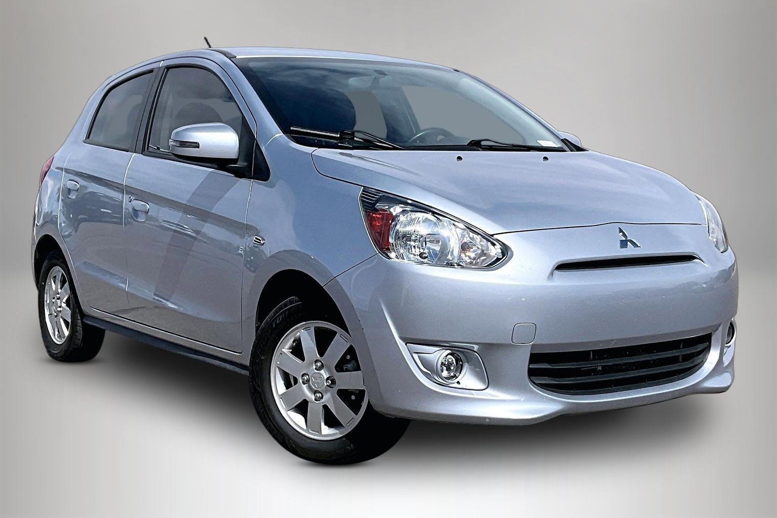 Used 2015 Mitsubishi Mirage ES FWD image 1