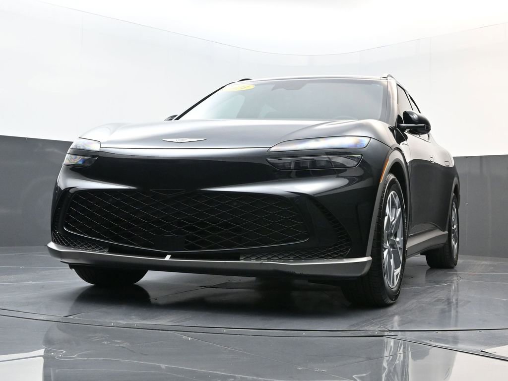 Used 2024 Genesis GV60 RWD image 32