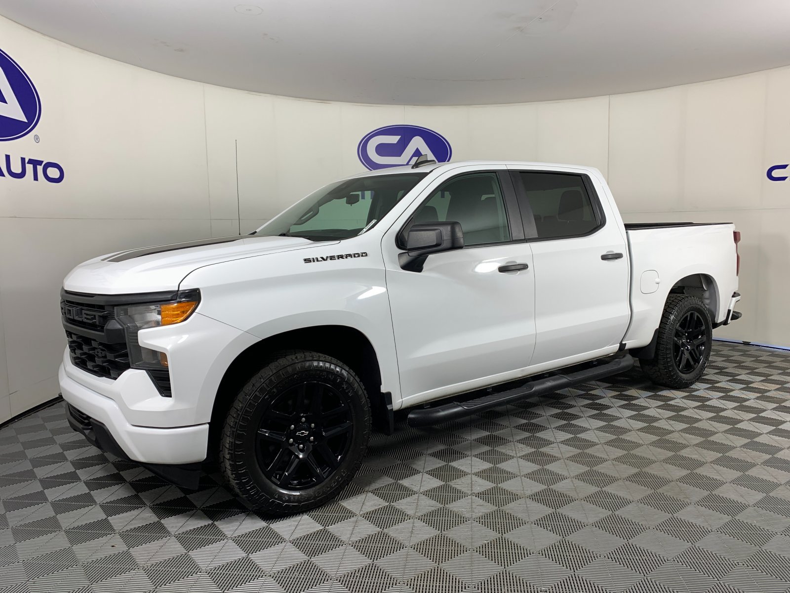 Used 2022 Chevrolet Silverado 1500 Custom w/ Rally Edition AWD/4WD image 6