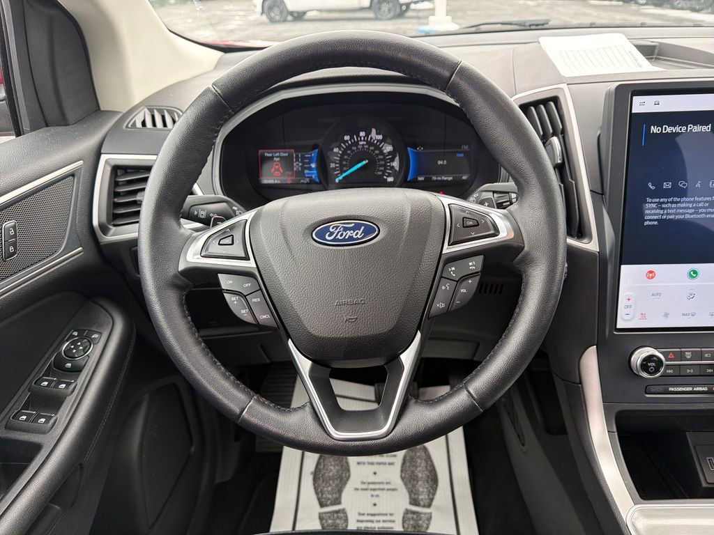 Used 2023 Ford Edge SEL w/ Convenience Package image 14