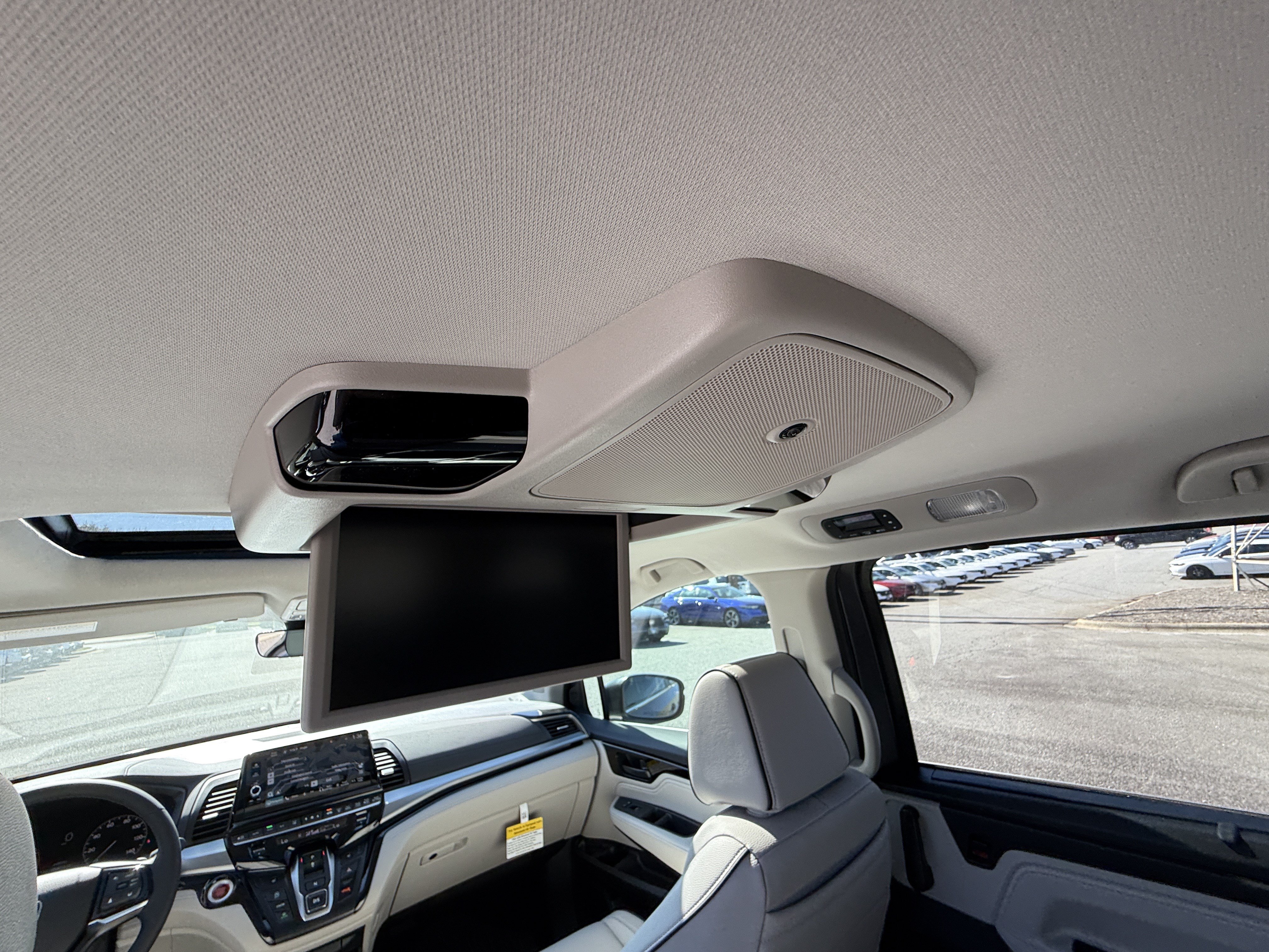New 2027 Honda Odyssey Touring image 31