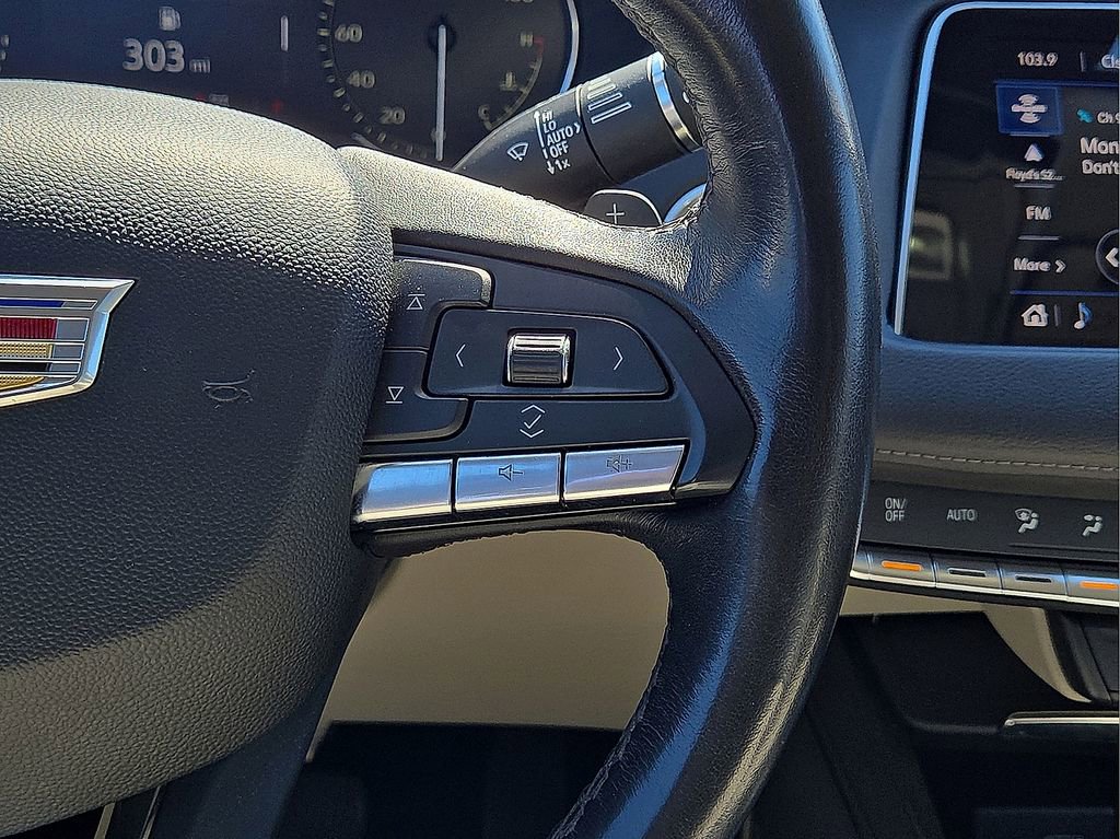Used 2023 Cadillac XT4 Premium Luxury image 22