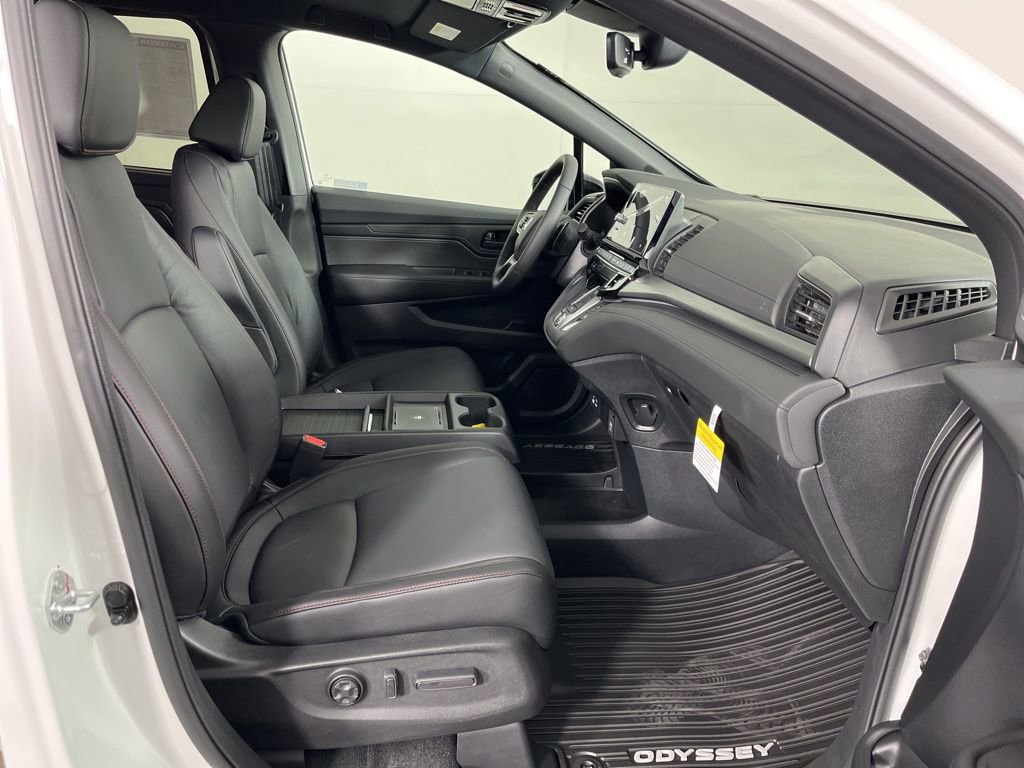 New 2026 Honda Odyssey Sport-L image 8