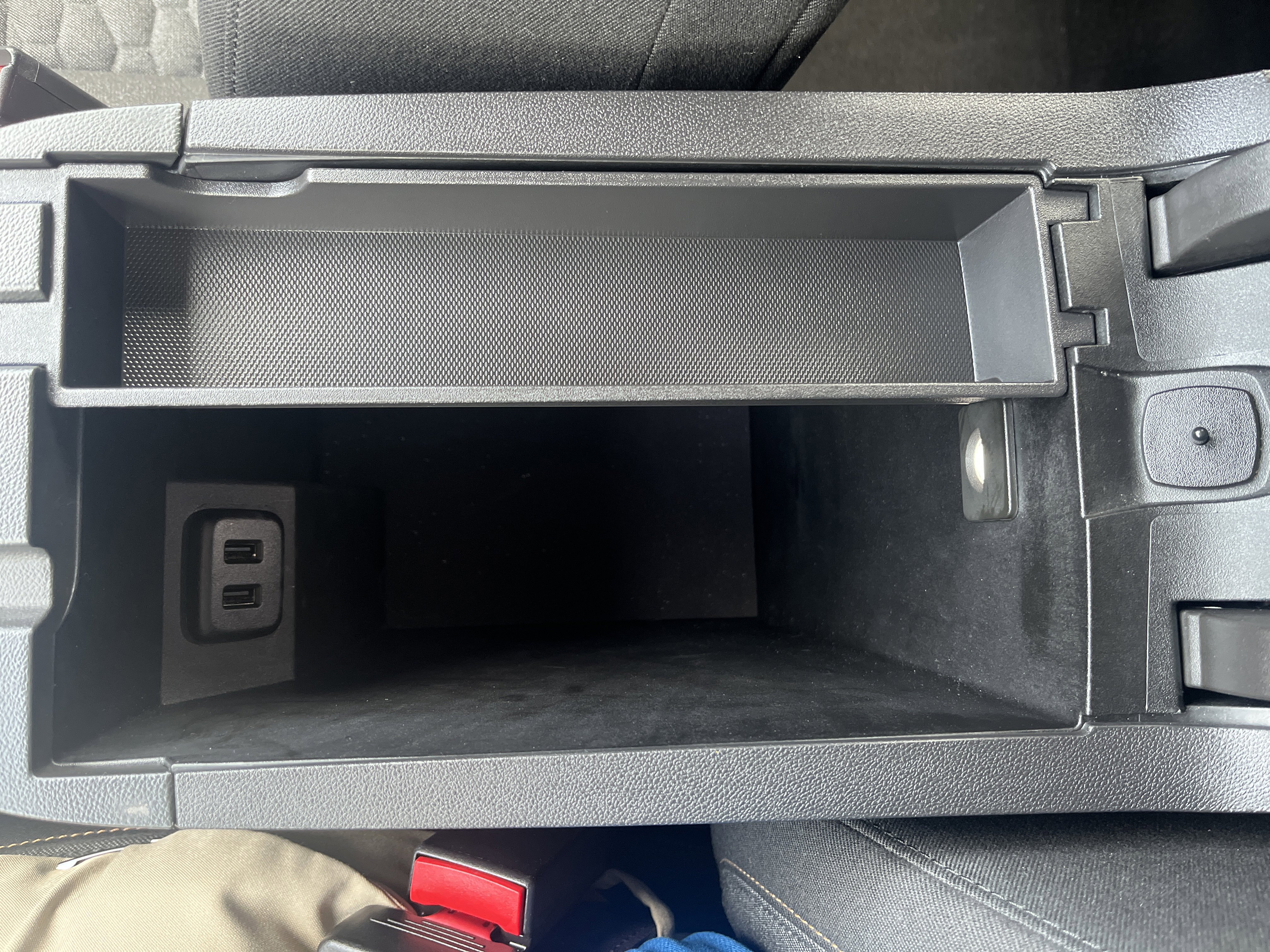 Used 2020 Chevrolet Equinox LT image 31