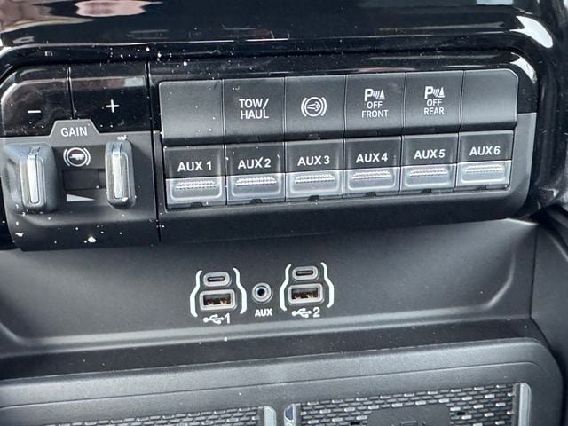 New 2026 RAM 2500 Big Horn AWD/4WD image 42