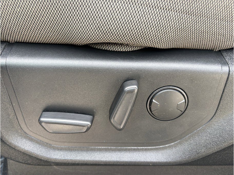 Used 2020 Ford F150 XLT w/ Equipment Group 302A Luxury image 17