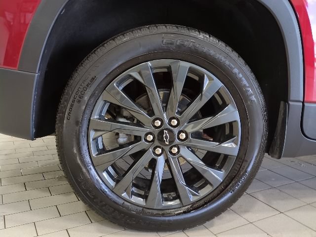 Used 2023 Chevrolet Traverse RS AWD/4WD image 28