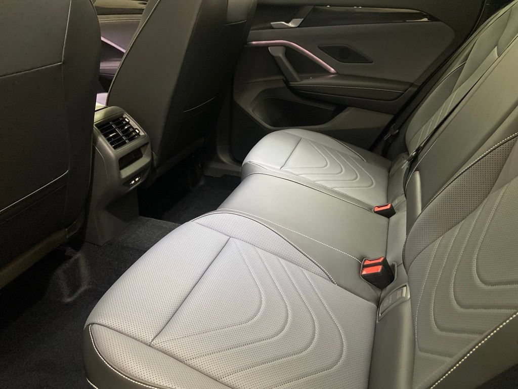 New 2026 Volkswagen Tiguan SE R-Line AWD/4WD image 5