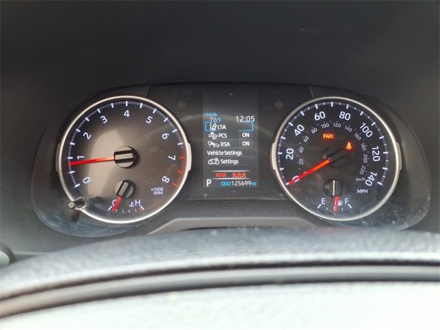 Used 2019 Toyota RAV4 LE image 21