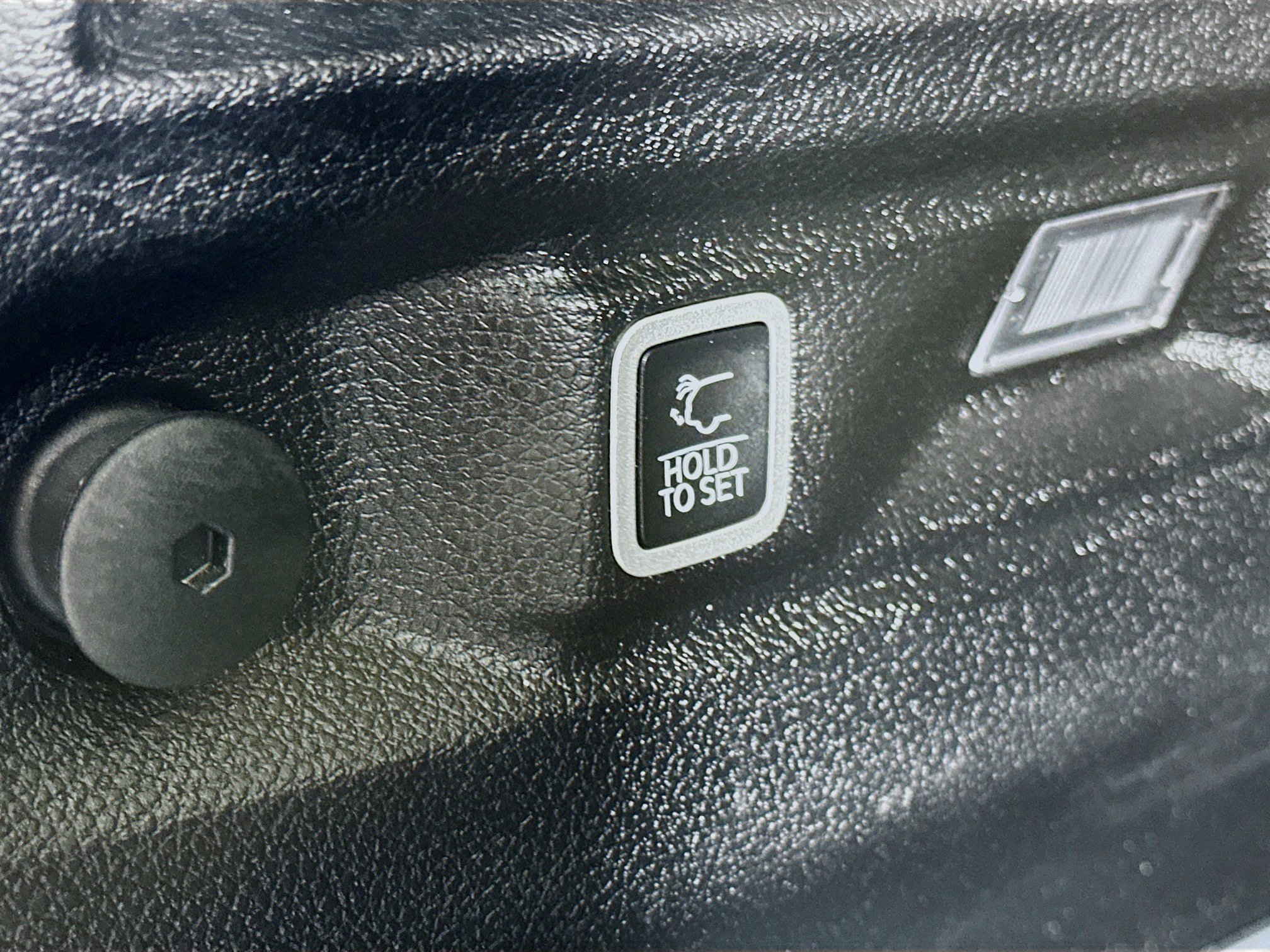 Used 2021 Jeep Grand Cherokee L Limited image 31