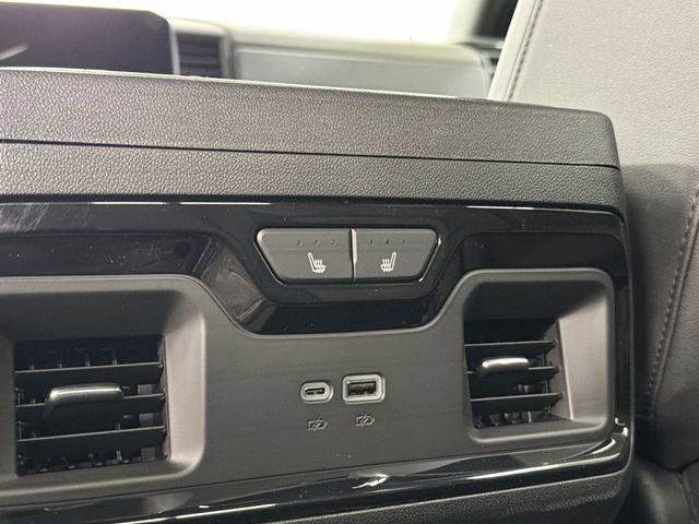 New 2026 Chevrolet Silverado 2500 ZR2 w/ LPO, Dark Essentials Package image 21