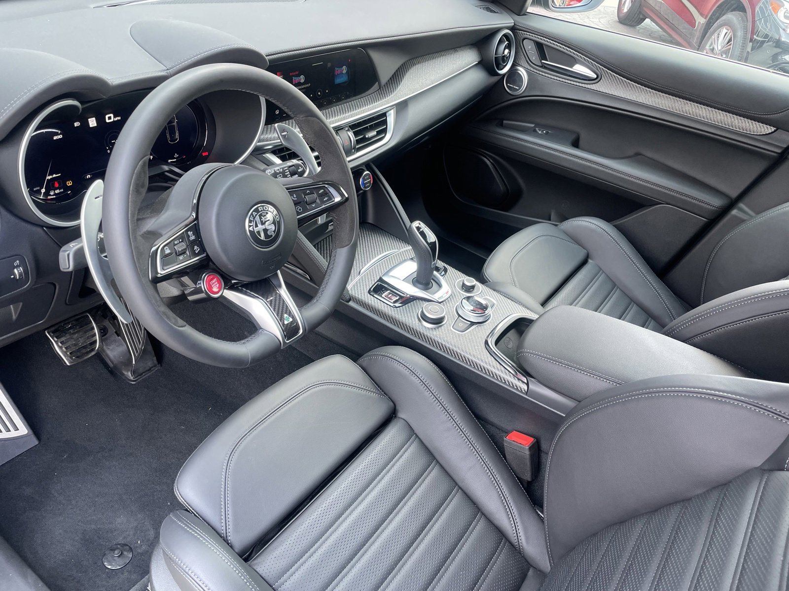 New 2024 Alfa Romeo Stelvio Quadrifoglio image 16