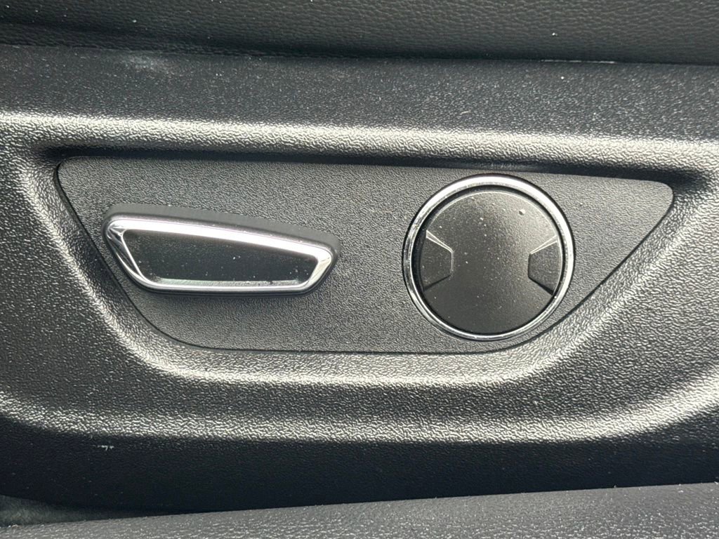 Used 2019 Ford Mustang GT image 28