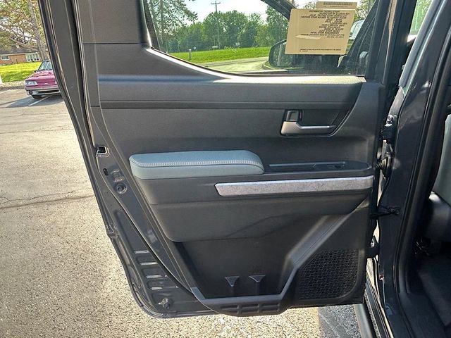 New 2025 Toyota Tacoma Trailhunter image 19