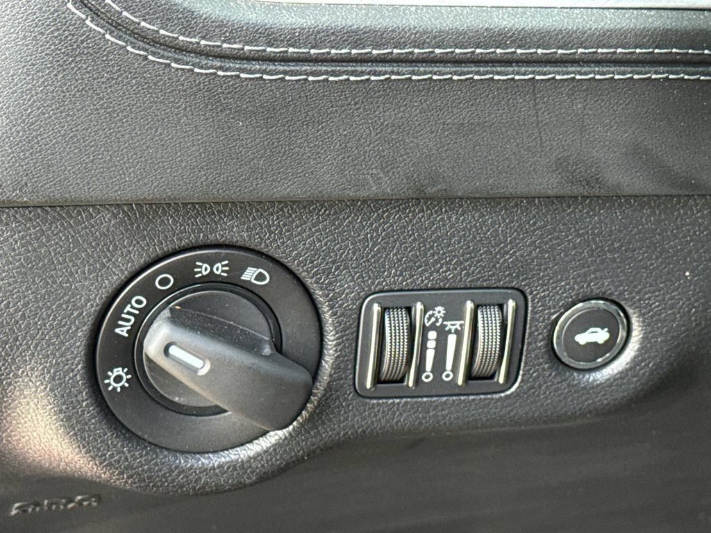 Used 2022 Dodge Charger Scat Pack RWD image 22