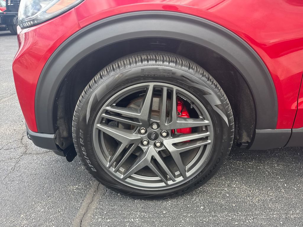 Used 2025 Ford Explorer ST image 25