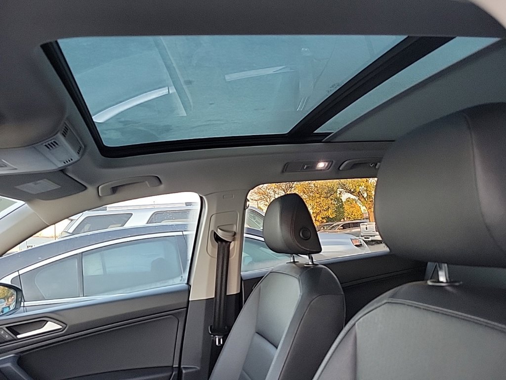 Used 2019 Volkswagen Tiguan SEL AWD/4WD image 7