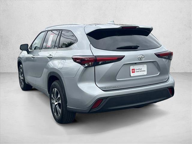 Certified 2025 Toyota Highlander XLE image 7