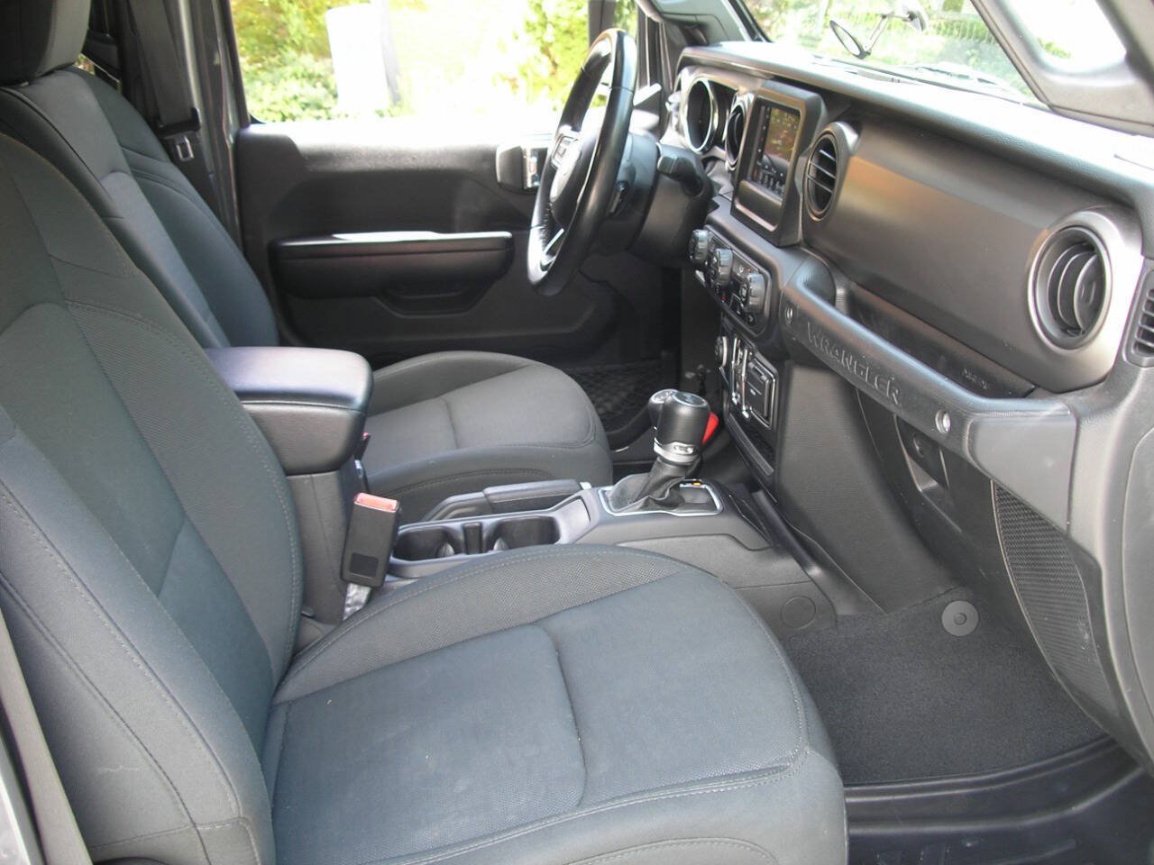 Used 2021 Jeep Wrangler Unlimited Sport AWD/4WD image 8