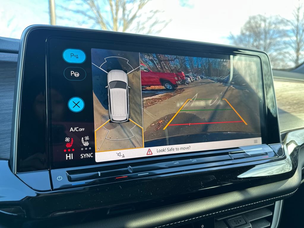 New 2026 Volkswagen Atlas SEL Premium R-Line image 10