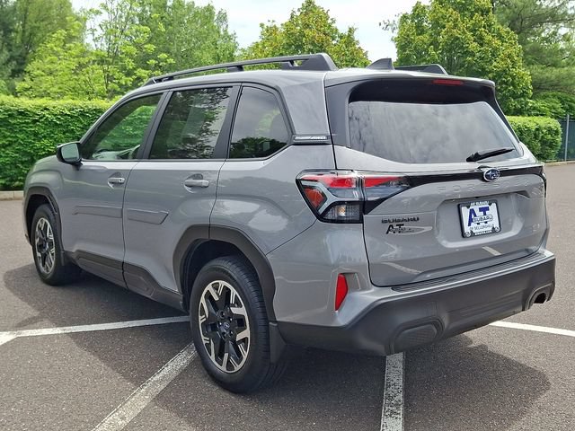 Certified 2025 Subaru Forester Premium AWD/4WD image 4