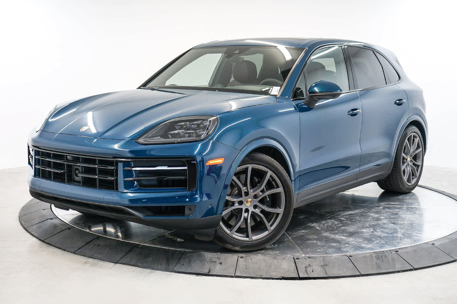 Certified 2024 Porsche Cayenne S