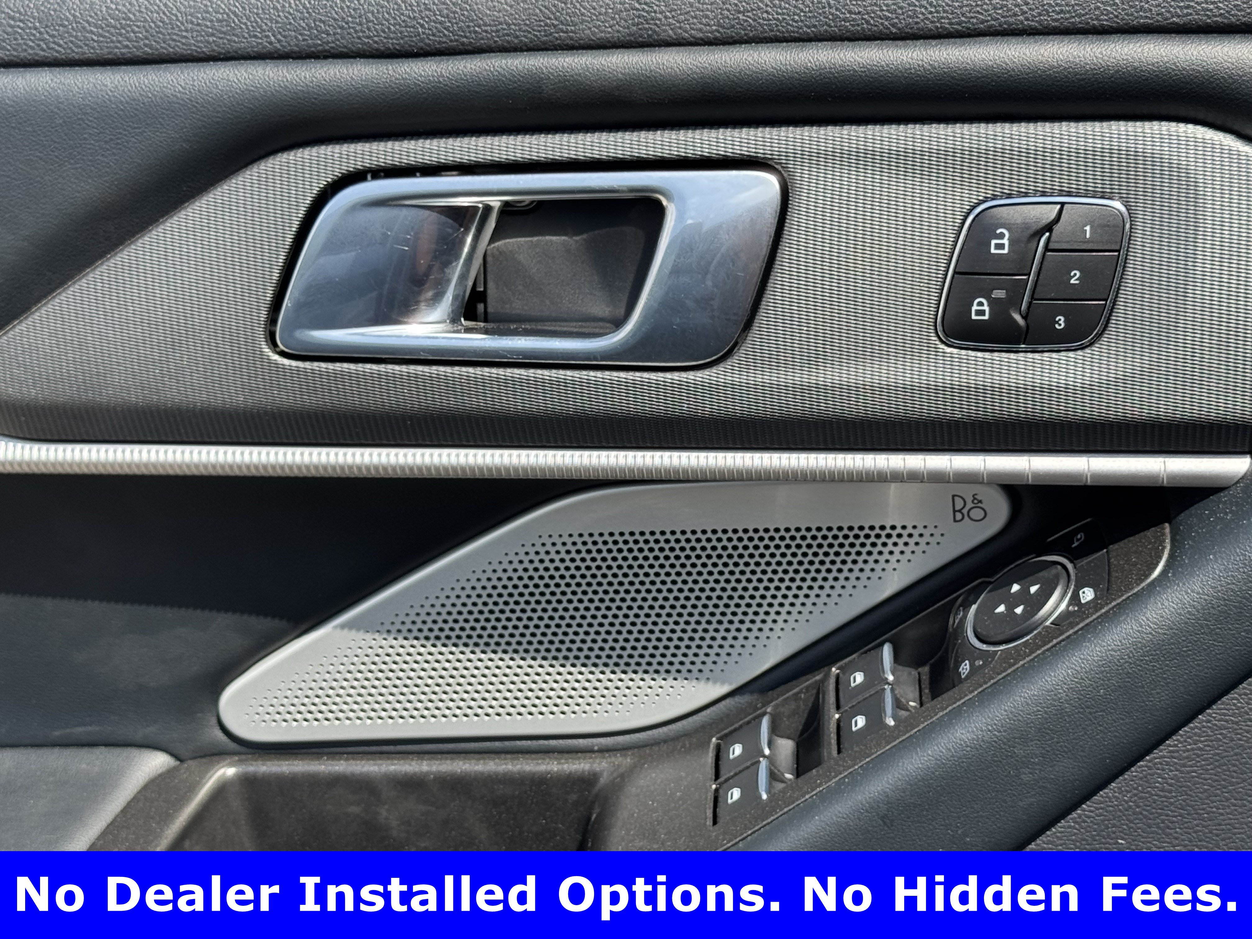 Used 2025 Ford Explorer ST AWD/4WD image 21
