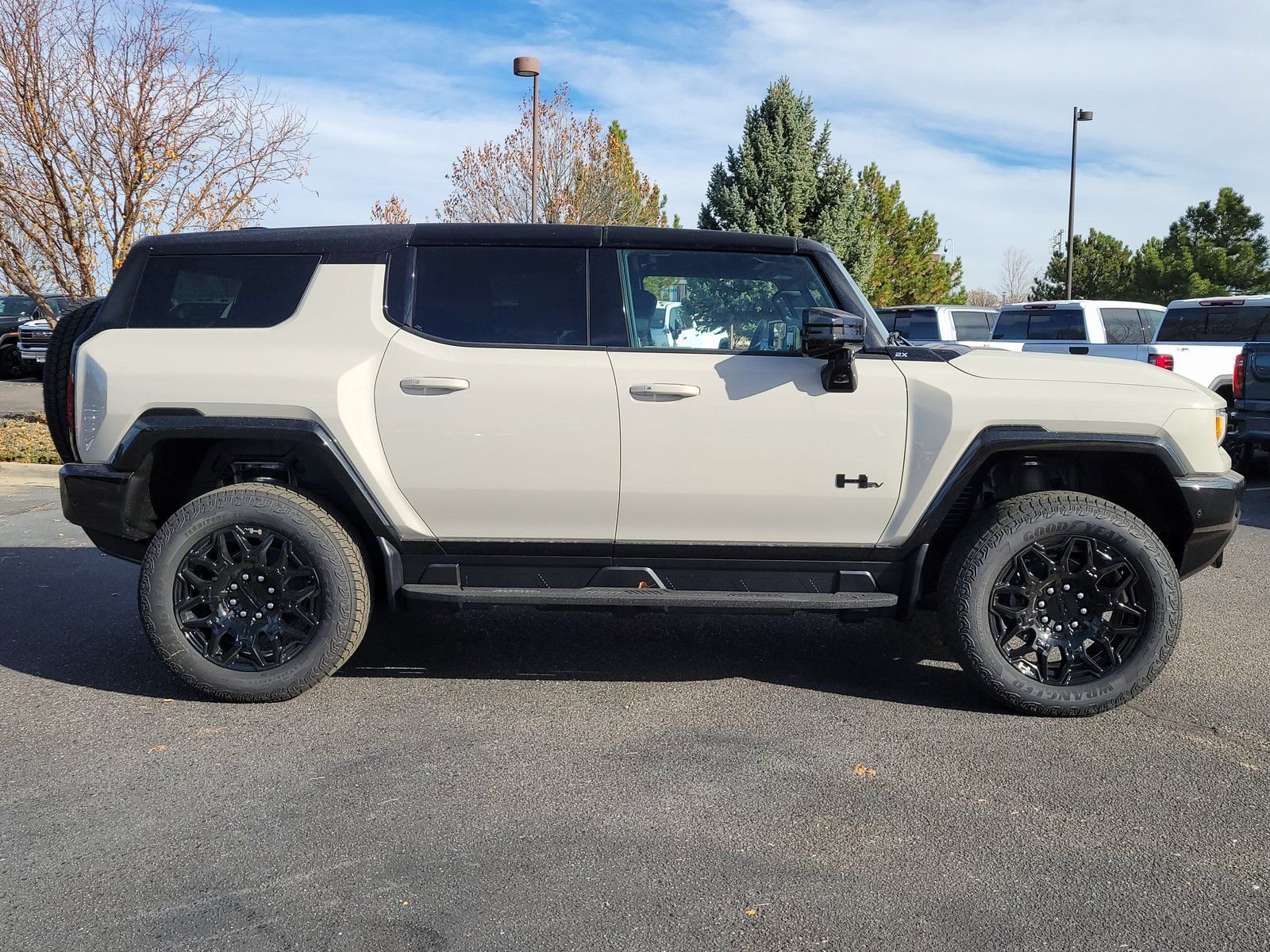 New 2026 GMC Hummer EV SUV w/ LPO, Dark Essentials Package image 2