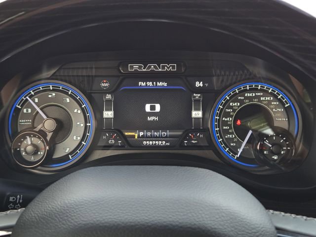 Used 2022 RAM 1500 Limited AWD/4WD image 17