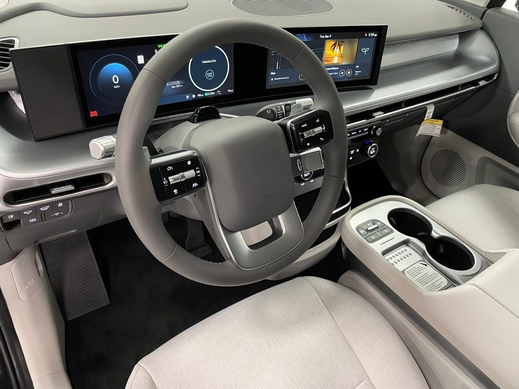 New 2026 Hyundai Ioniq 9 SE image 9