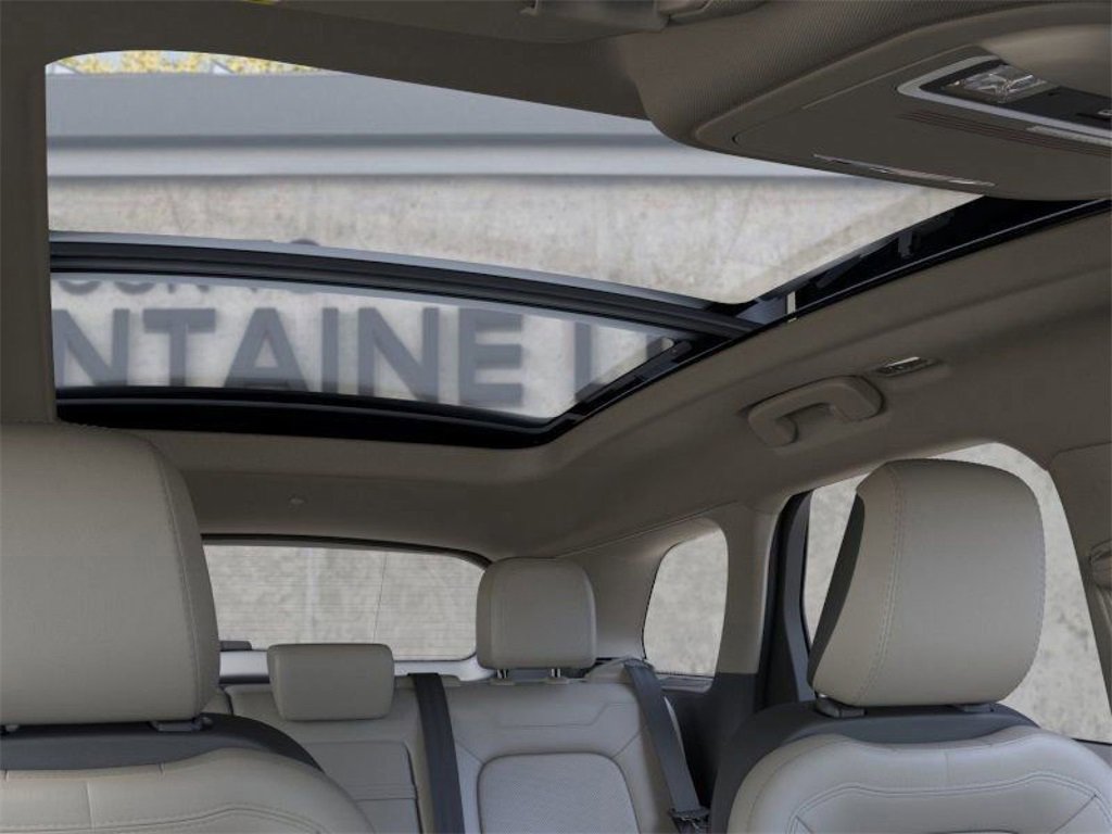 New 2026 Lincoln Corsair Premiere image 22