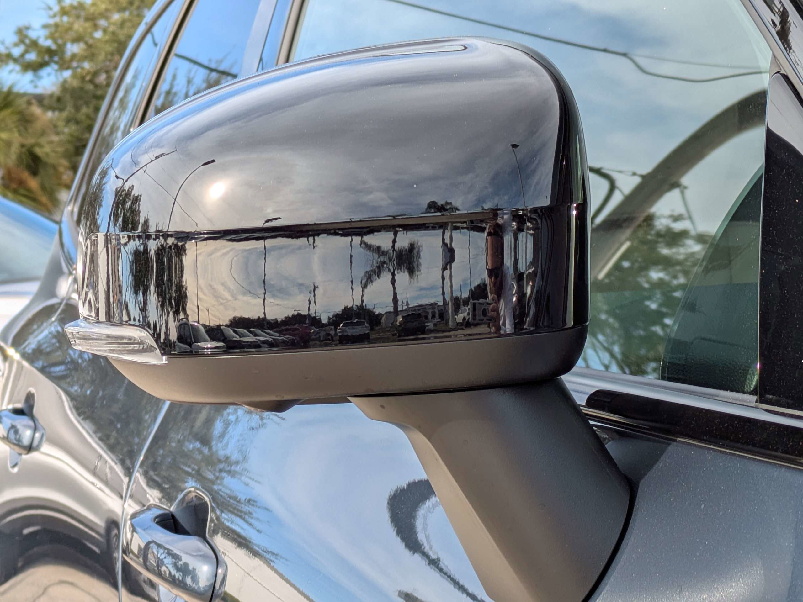 New 2026 Volvo XC60 B5 Plus w/ Protection Package Premier image 12