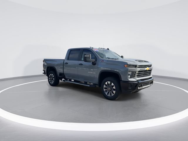 Used 2024 Chevrolet Silverado 2500 Custom AWD/4WD image 1