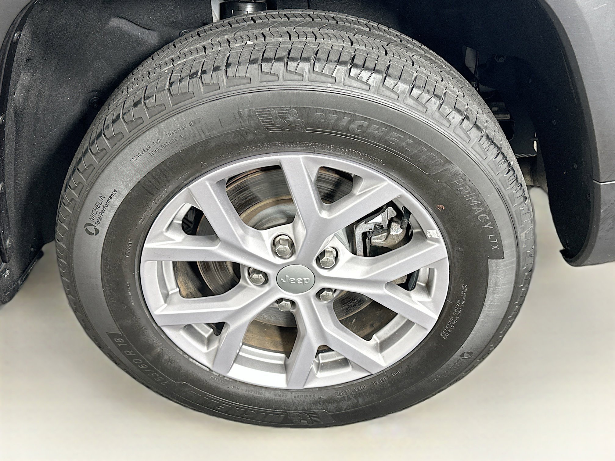 Used 2022 Jeep Grand Cherokee L Limited w/ Trailer Tow Group (B) AWD/4WD image 11