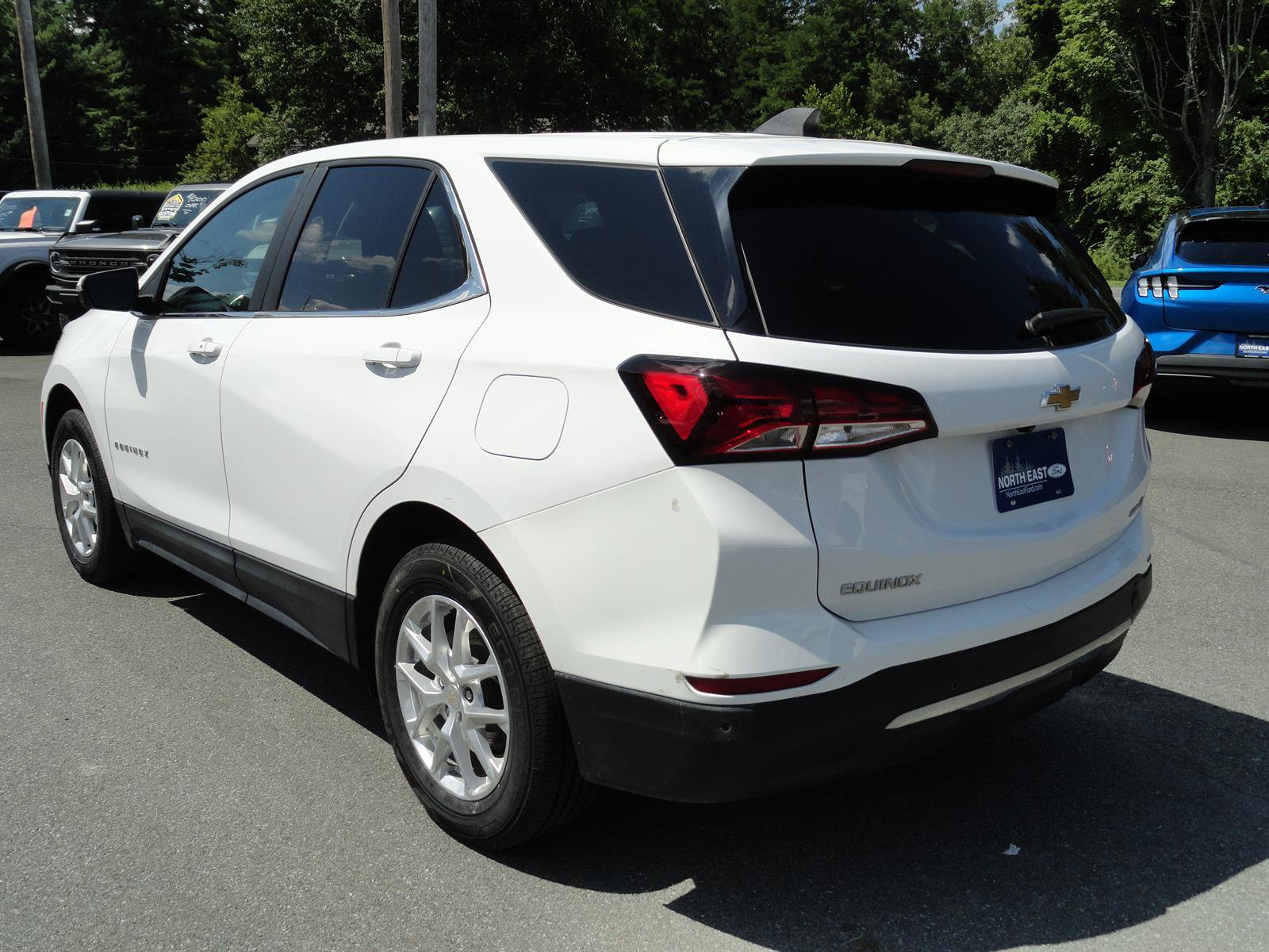 Used 2022 Chevrolet Equinox LT AWD/4WD image 5