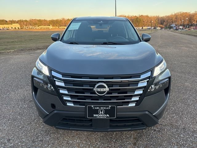 Used 2024 Nissan Rogue SV AWD/4WD image 6