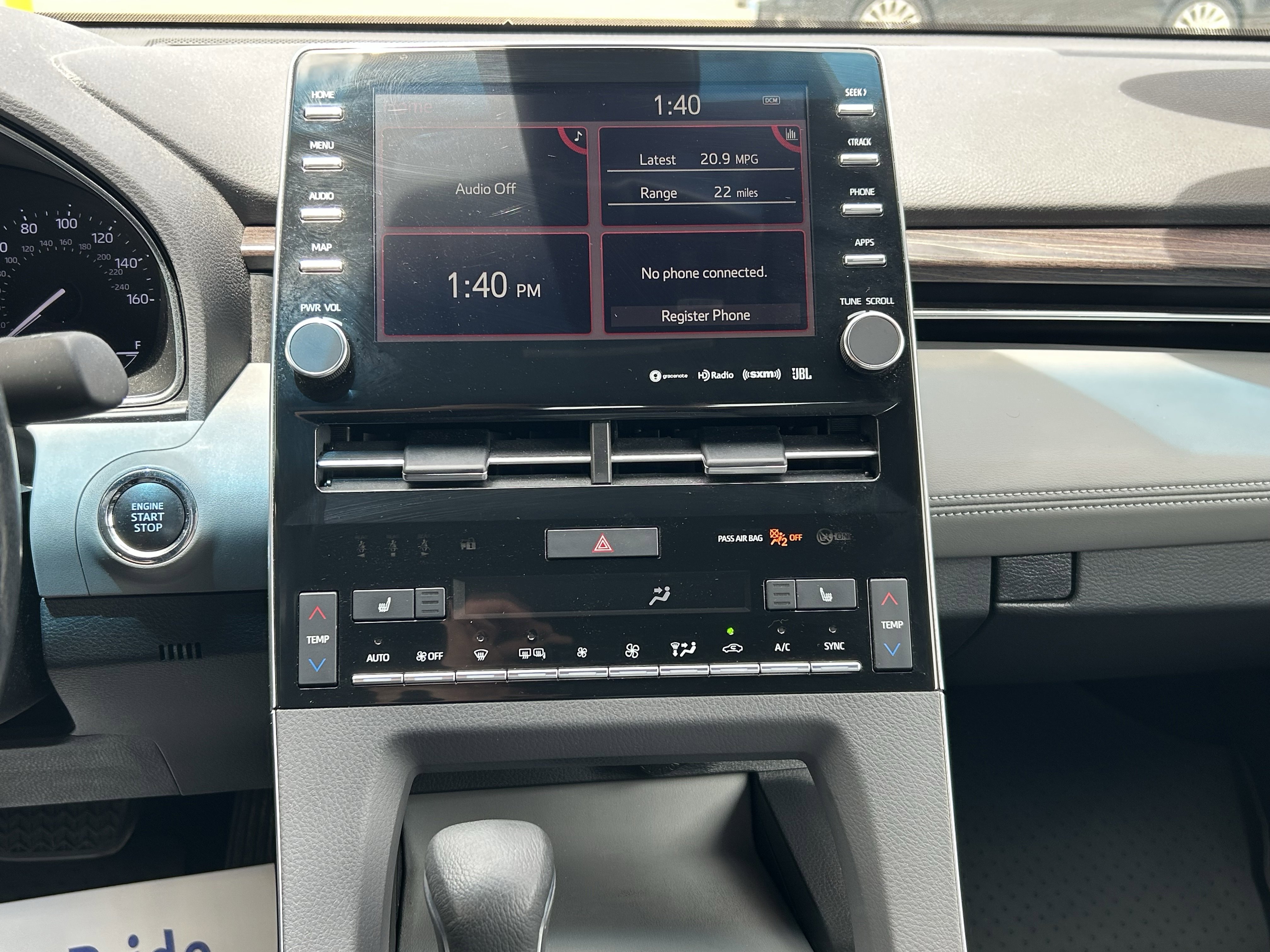 Certified 2019 Toyota Avalon XLE w/ Moonroof Package FWD image 26