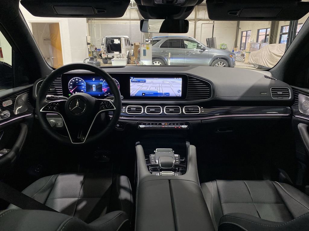 Used 2026 Mercedes-Benz GLE 580 4MATIC image 2
