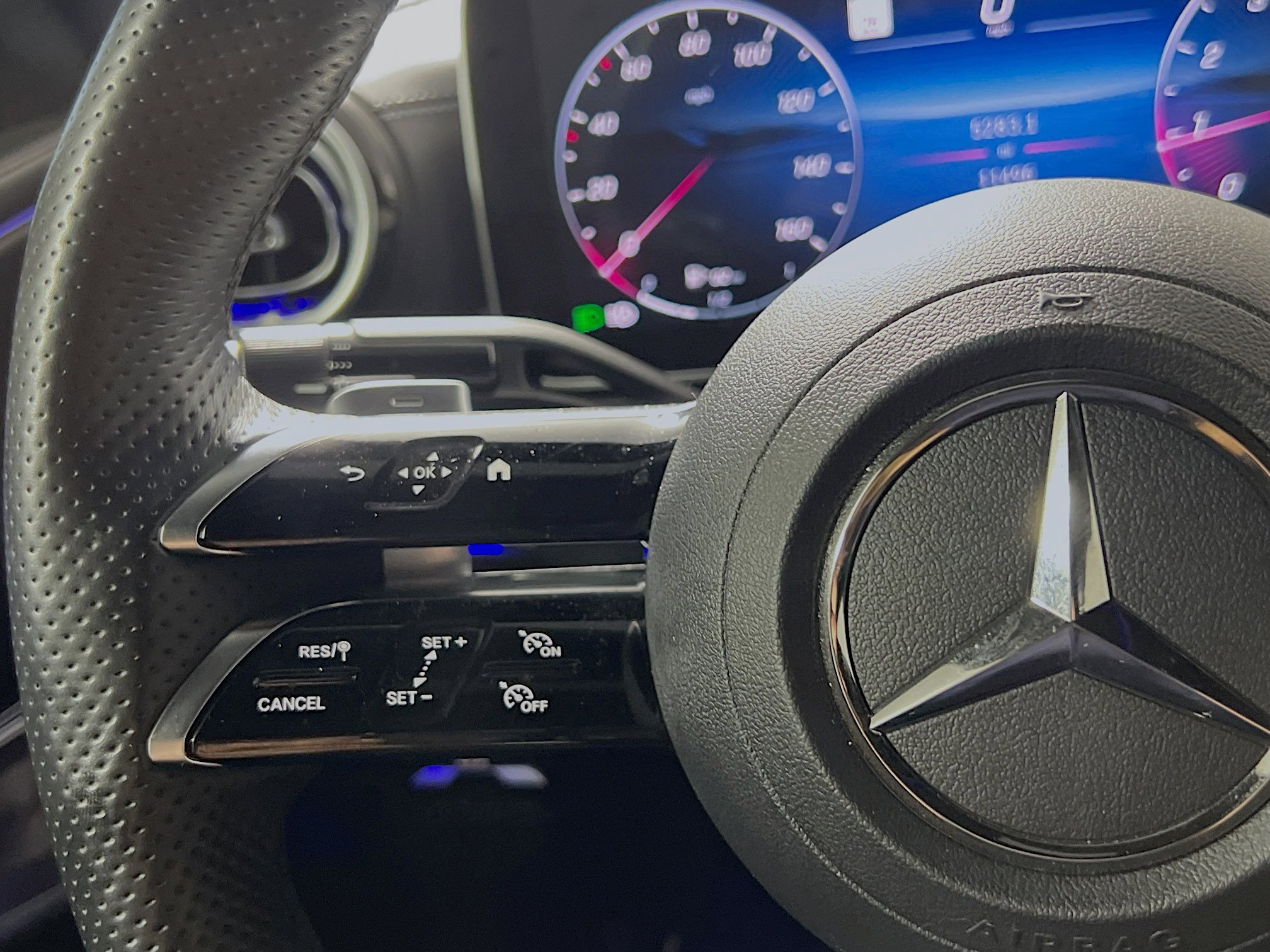 Used 2024 Mercedes-Benz CLE 300 4MATIC Coupe image 19