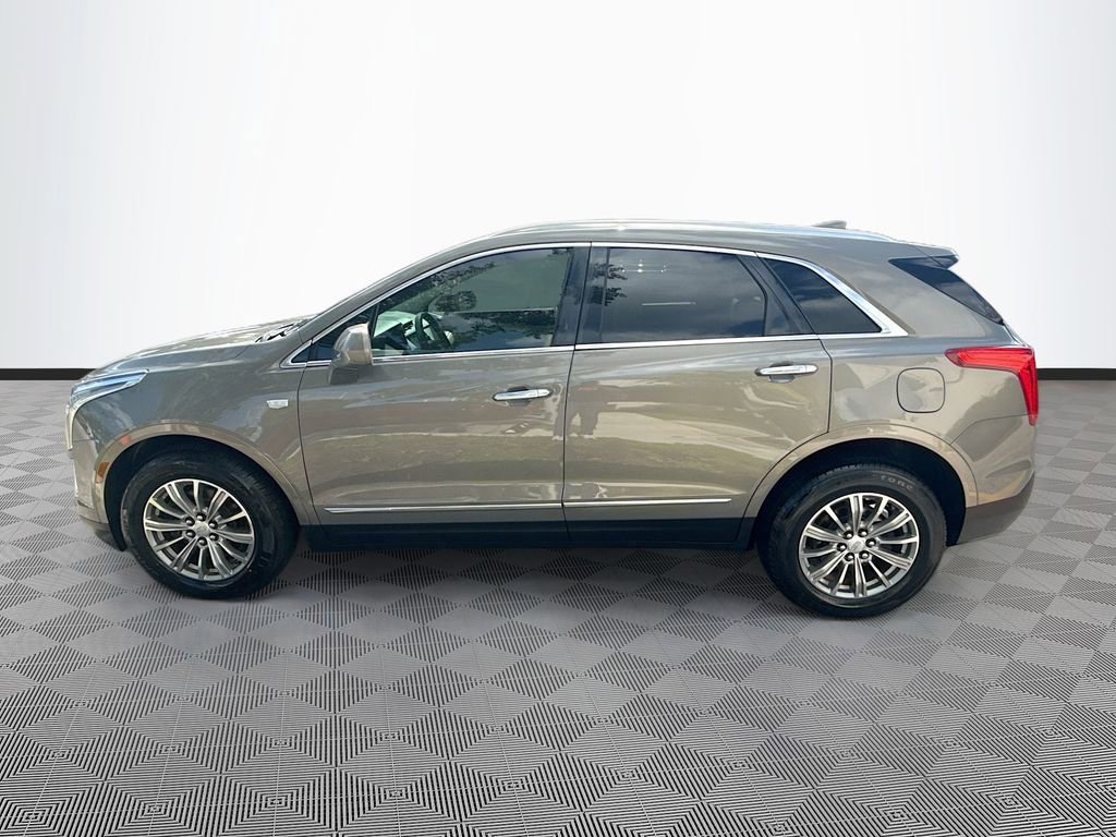 Used 2018 Cadillac XT5 Luxury w/ Driver Awareness Package image 5
