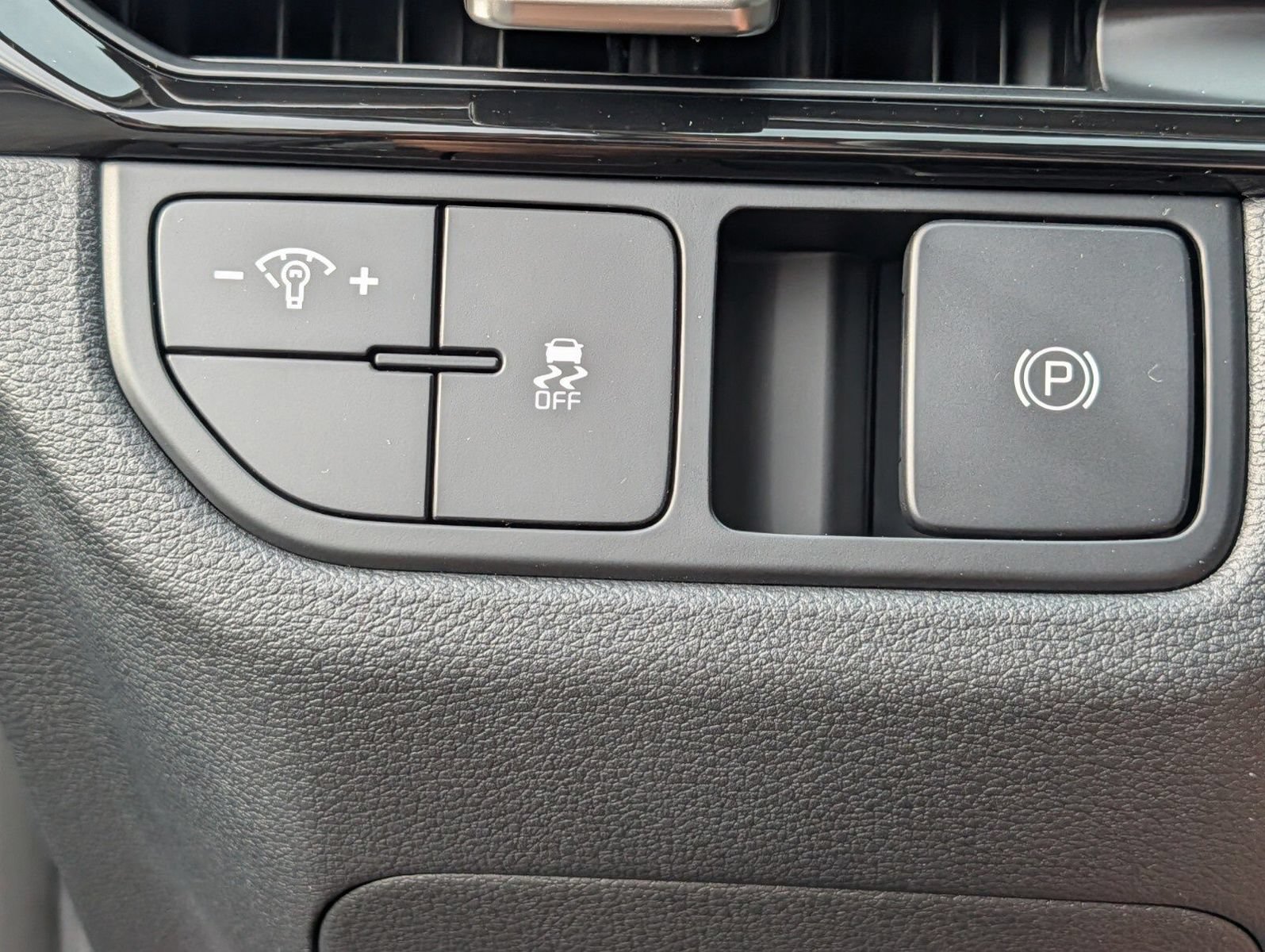 New 2026 Kia Sportage LX AWD/4WD image 12