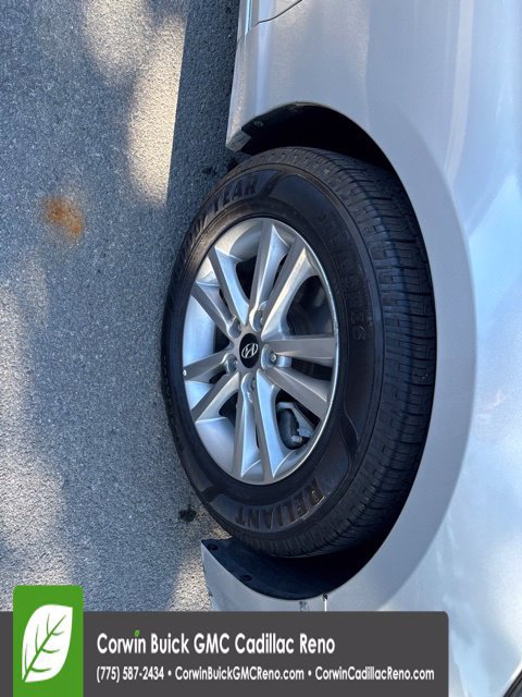 Used 2016 Hyundai Sonata SE FWD image 35
