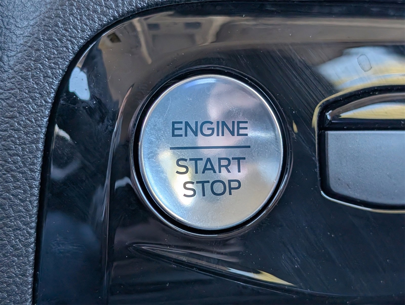 Used 2025 Ford Escape Active w/ Tech Pack #1 image 34