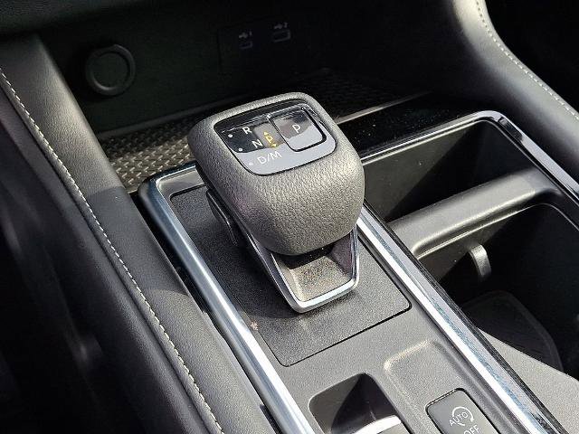 Certified 2023 Nissan Pathfinder SV w/ SV Premium Package image 18