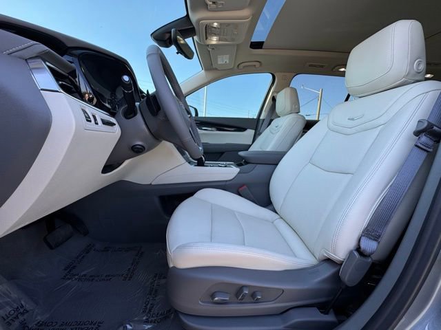 New 2025 Cadillac XT6 Premium Luxury w/ LPO, ONYX Package image 22